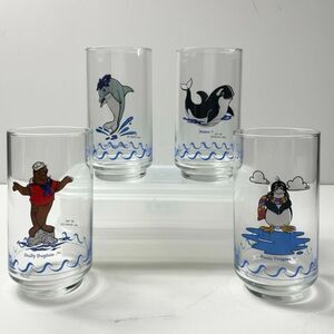 Vintage 1989 Sea World Character Glasses Set of 4